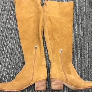 Marc Fisher “Escape” knee high suede boots size 9